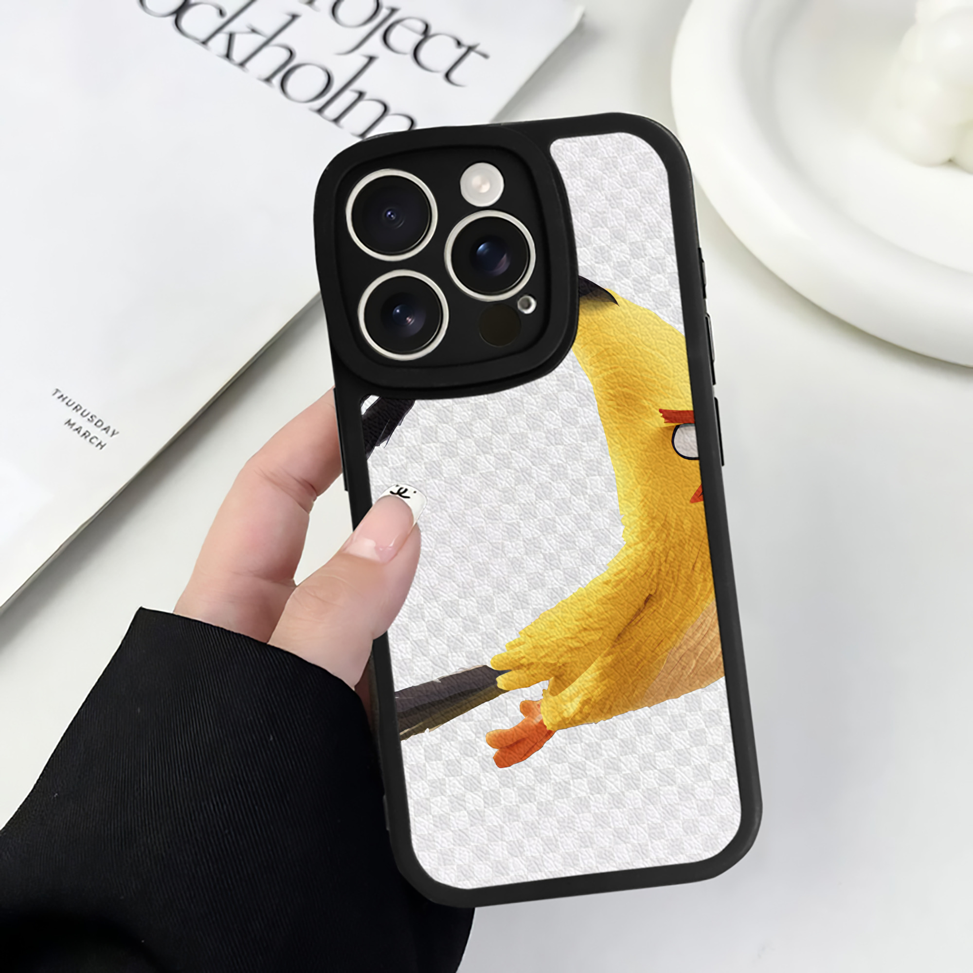 （画像用） Angry Birds アングリーバード 【iPhone 16シリーズ対応】シリコンスマホケース（レザー調） 材質：シリコン